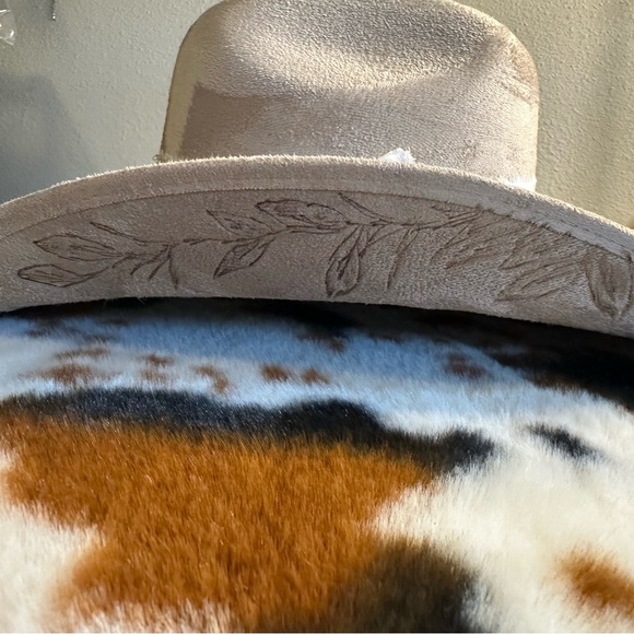 New hand burned cowgirl hat !! - Picture 5 of 7